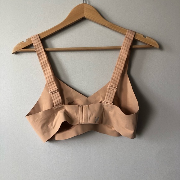 NWOT Knix Evolution Wireless Unpadded Bra Size 3 - Picture 2 of 4